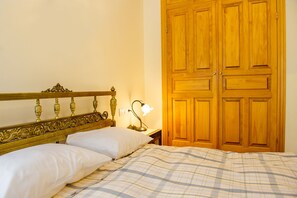 3 Schlafzimmer, Bügeleisen/Bügelbrett, WLAN, Bettwäsche