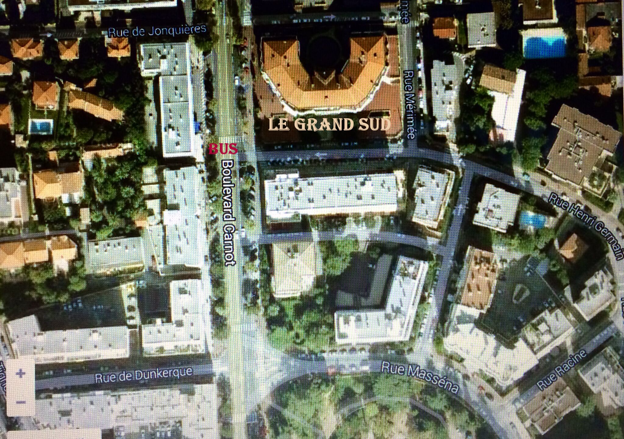 STUDIO 36 M2 - 1KM500 OF THE PALAIS FESTIVAL