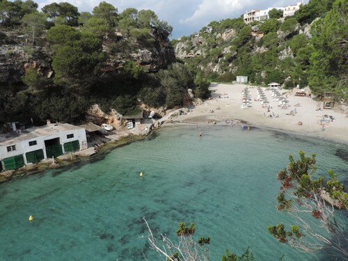 VILLA UND POOL AM STRAND VON CALA PI