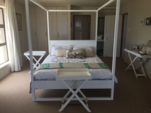 3 chambres, fer et planche Ă repasser, Wi-Fi, draps fournis
