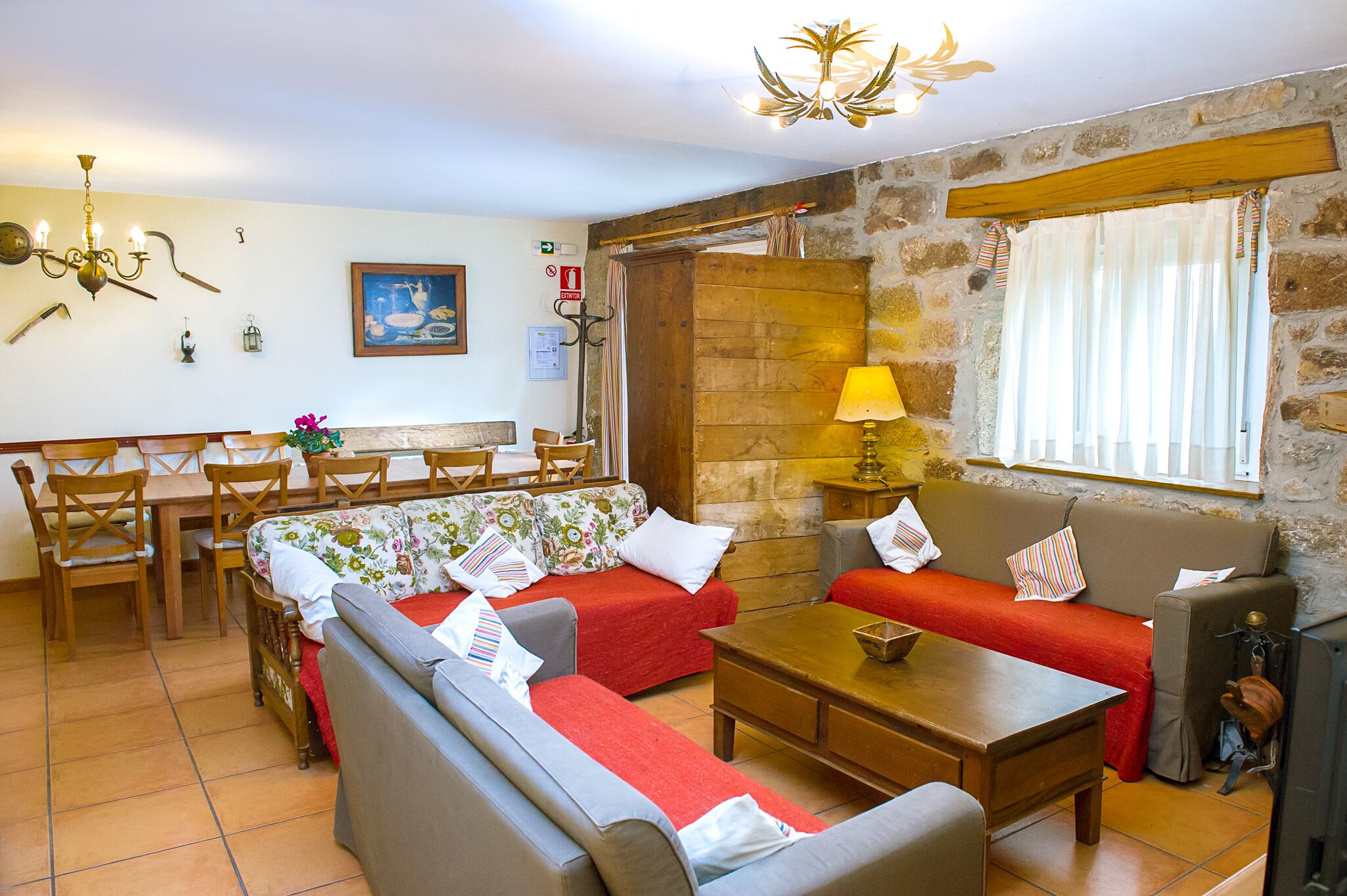 Rural house with two floors for 7 people 