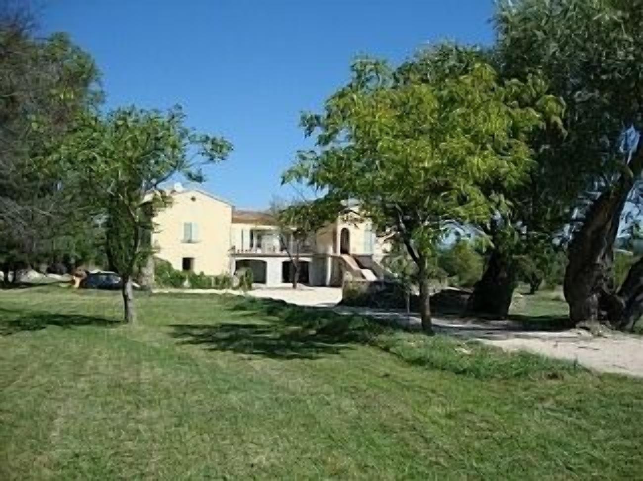 Gîte For 6 People Near Mont Ventoux, Pool, 3 Hectares Of Parkland & Fruit Trees