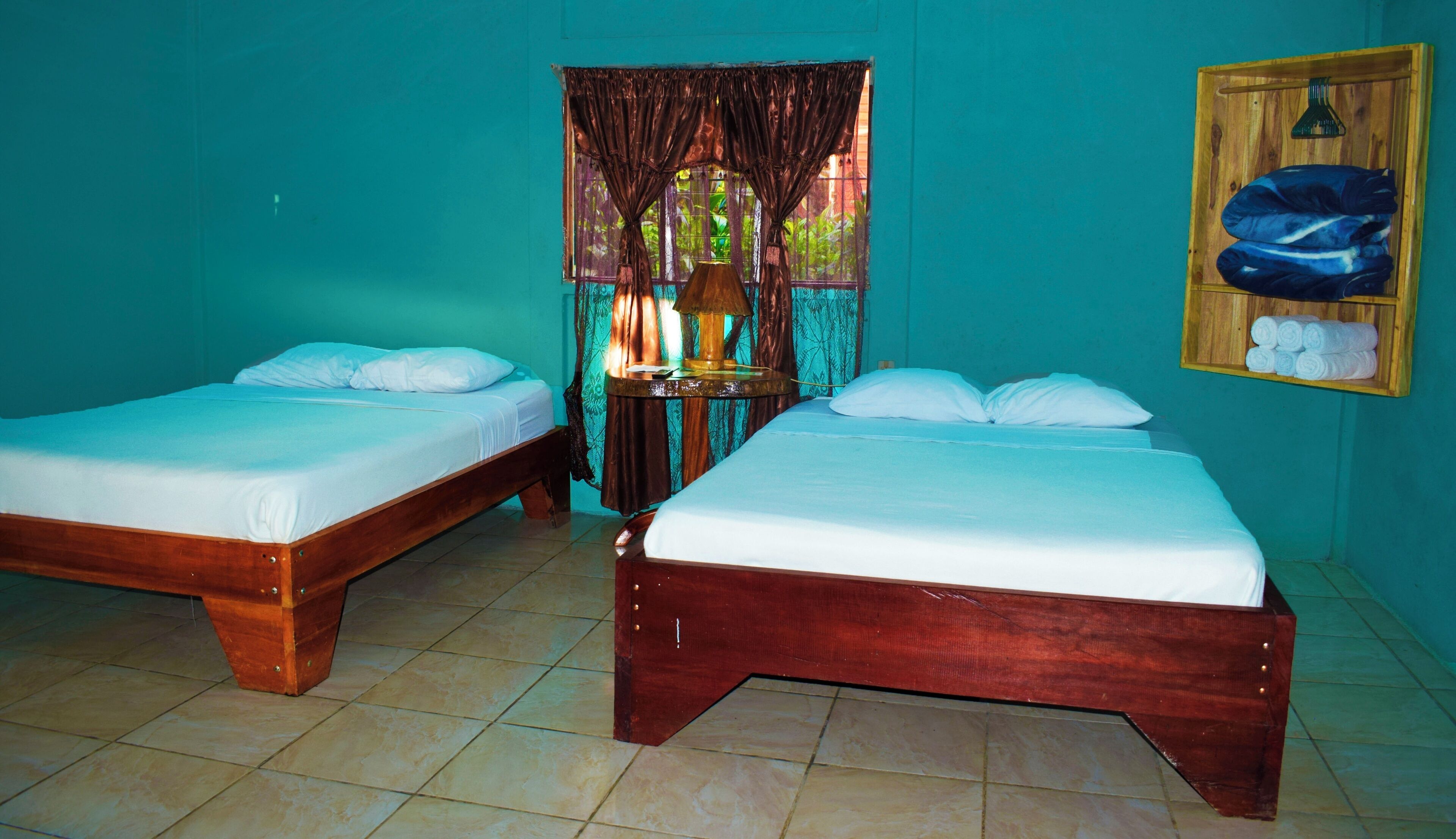 8 bedrooms, WiFi (free), bed sheets