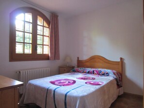 2 Schlafzimmer, Bügeleisen/Bügelbrett, Reisekinderbett, kostenloses WLAN