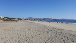 Beach nearby - Costa Calma Penthause. Wonderful penthouse On one of the best beaches in Europe (Pájara)