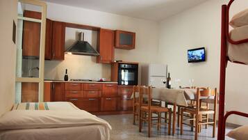 2 camere, una cassaforte in camera, Wi-Fi gratuito, lenzuola