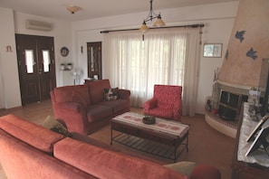 TV connectée, cheminée