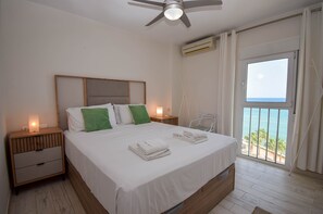 3 makuuhuonetta, silitysrauta/-lauta