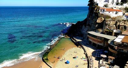 Azenhas Beach Room - Azehas do Mar