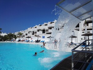 Piscine extérieure, piscine chauffée