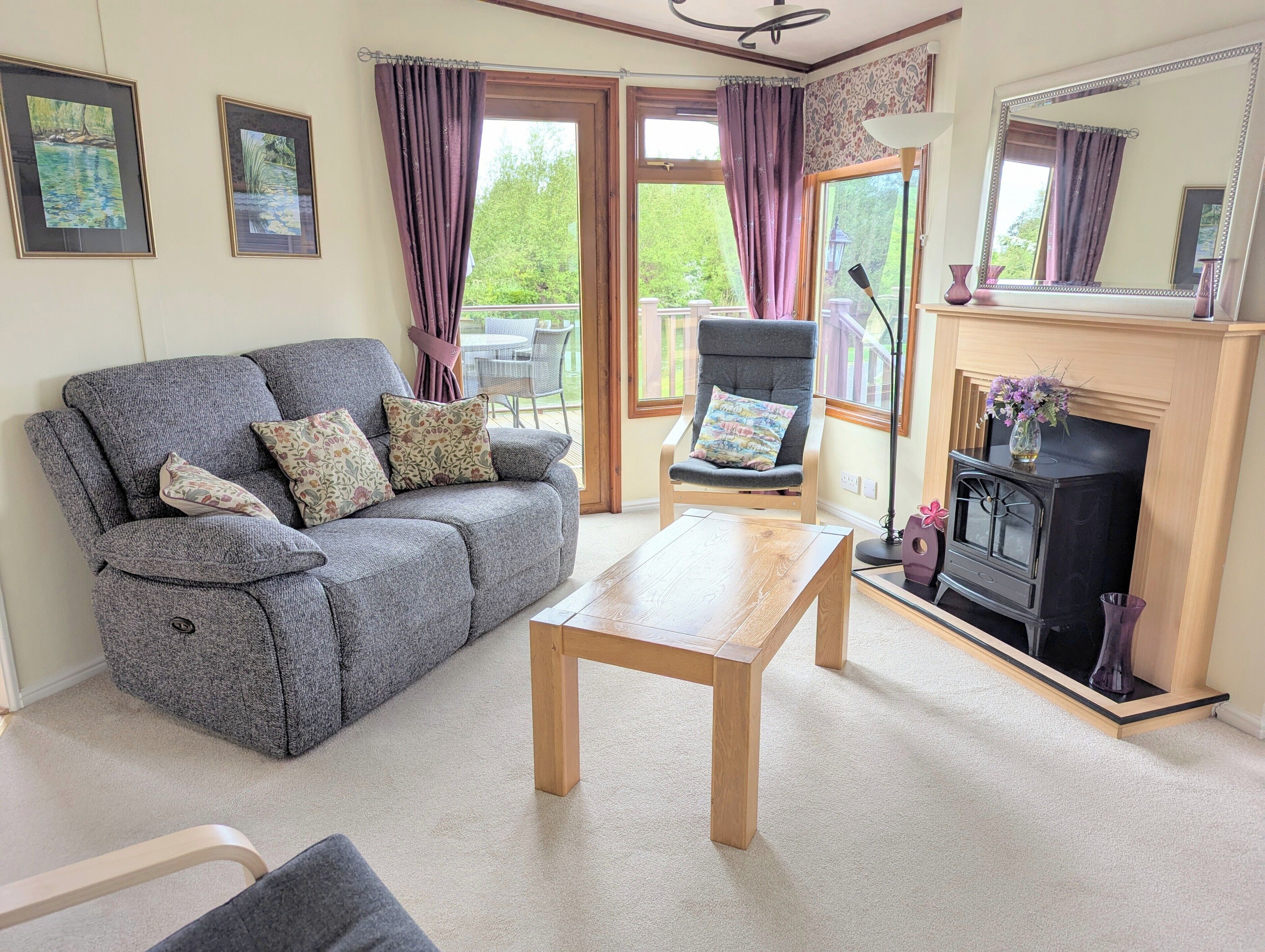 Smart TV, fireplace, DVD player