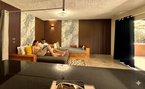 3 soverom, safe på rommet, strykejern/-brett og wi-fi (inkludert)