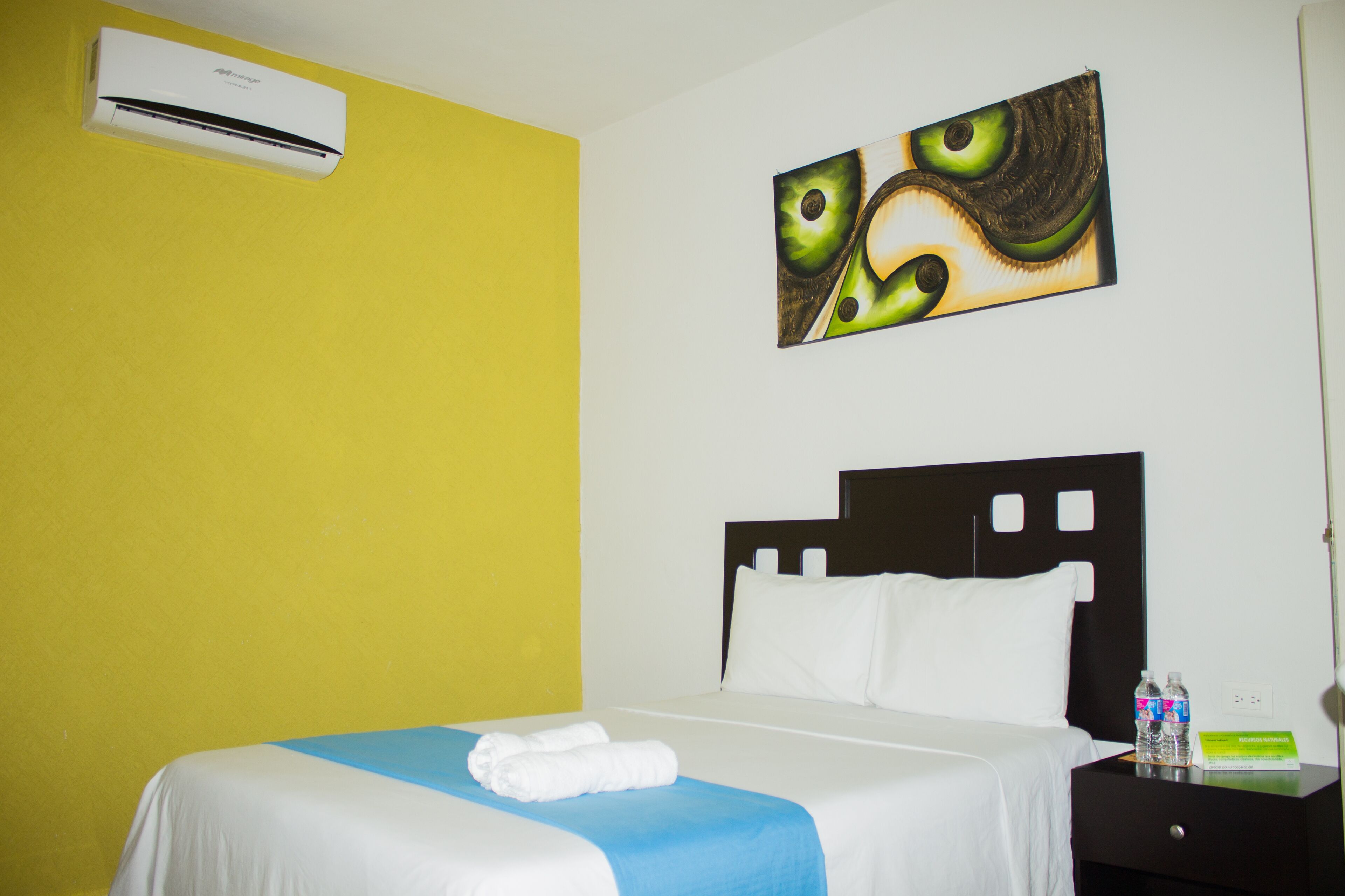 Hotel Rosvel, Room. Double Standard: (Max 2)