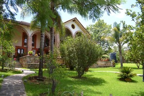 Jardines del alojamiento