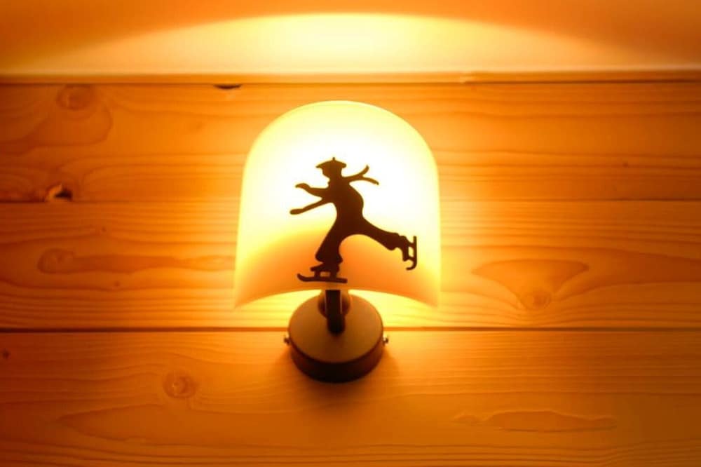 Chalet, Savoyard charm in unspoiled surroundings, heated swimming pool, ideal for families