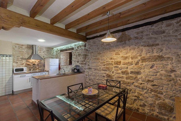 Kitchen or kitchenette,Living room,Dining area