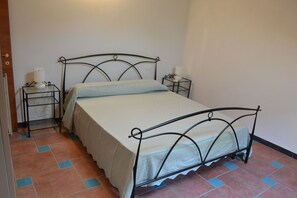 2 makuuhuonetta, ilmainen Wi-Fi, vuodevaatteet