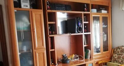 Vista Alegre Metro room available. WIFI