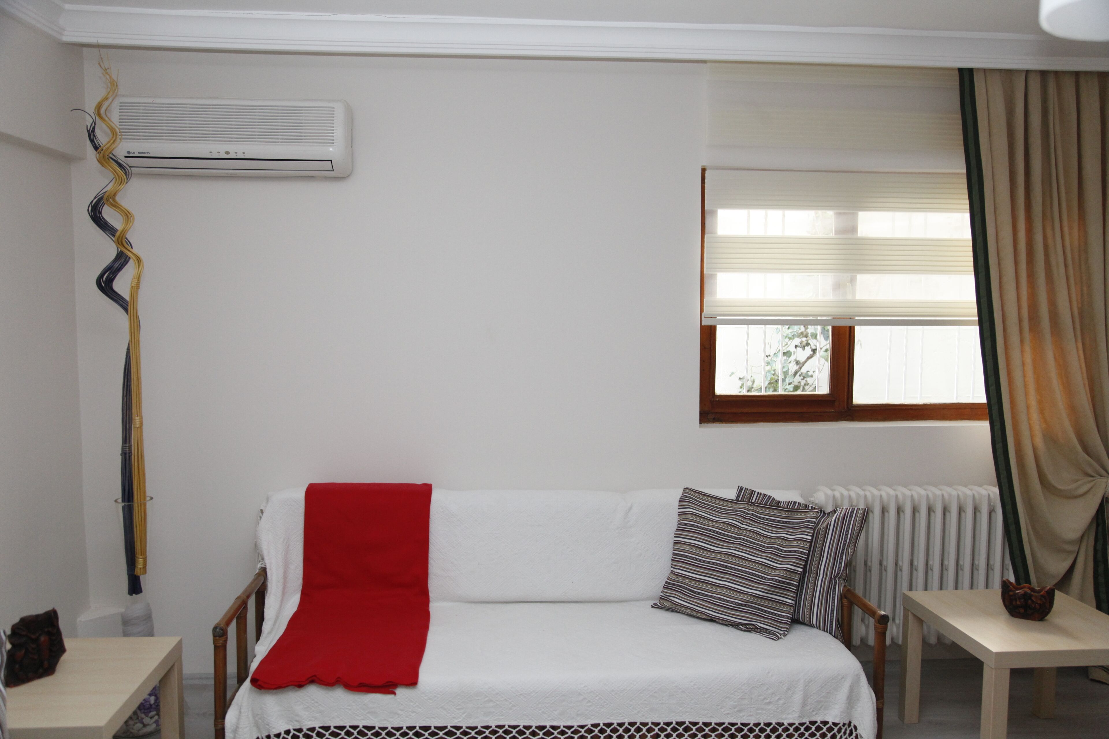 Evodak Apartment D: 2A Vacation Rental Apartment 