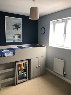 3 chambres, fer et planche à repasser, Wi-Fi gratuit