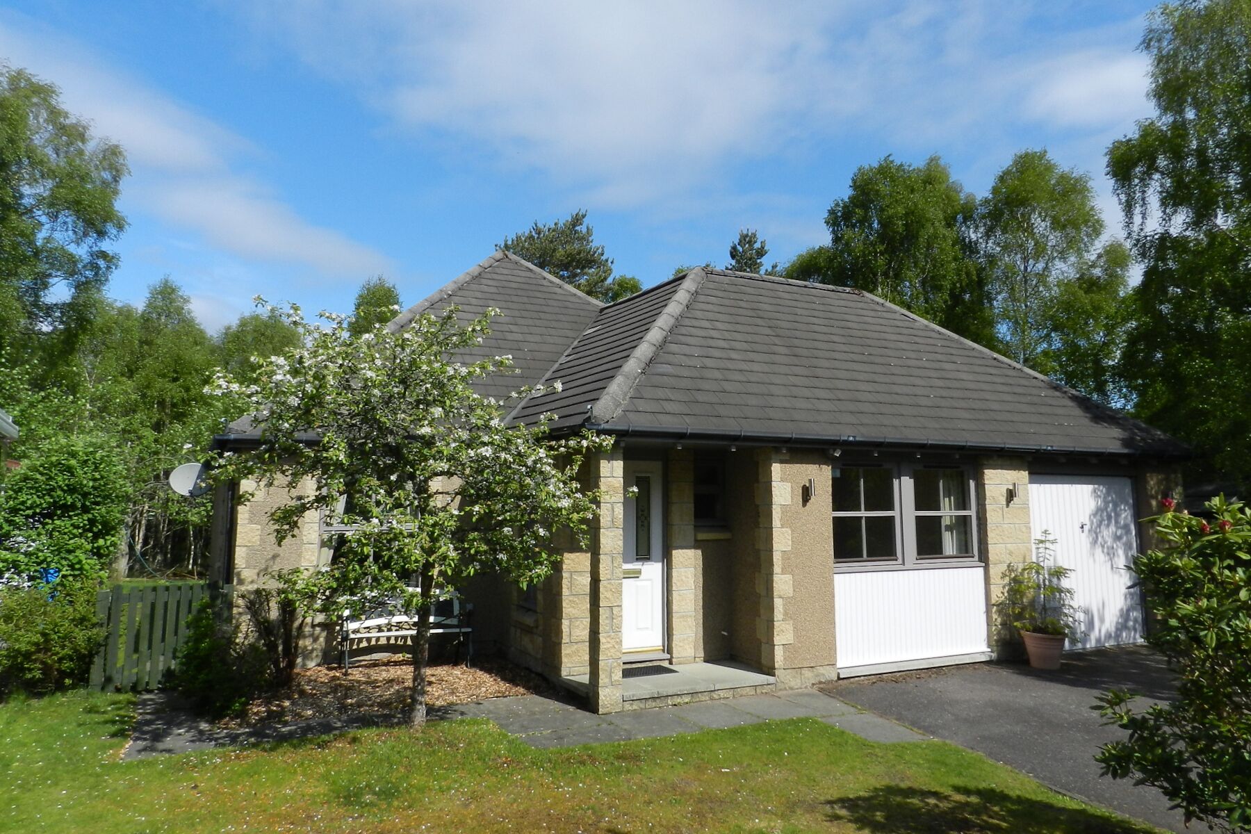 Falcon Lodge, detached 3 bedroom bungalow, ideal for family holiday