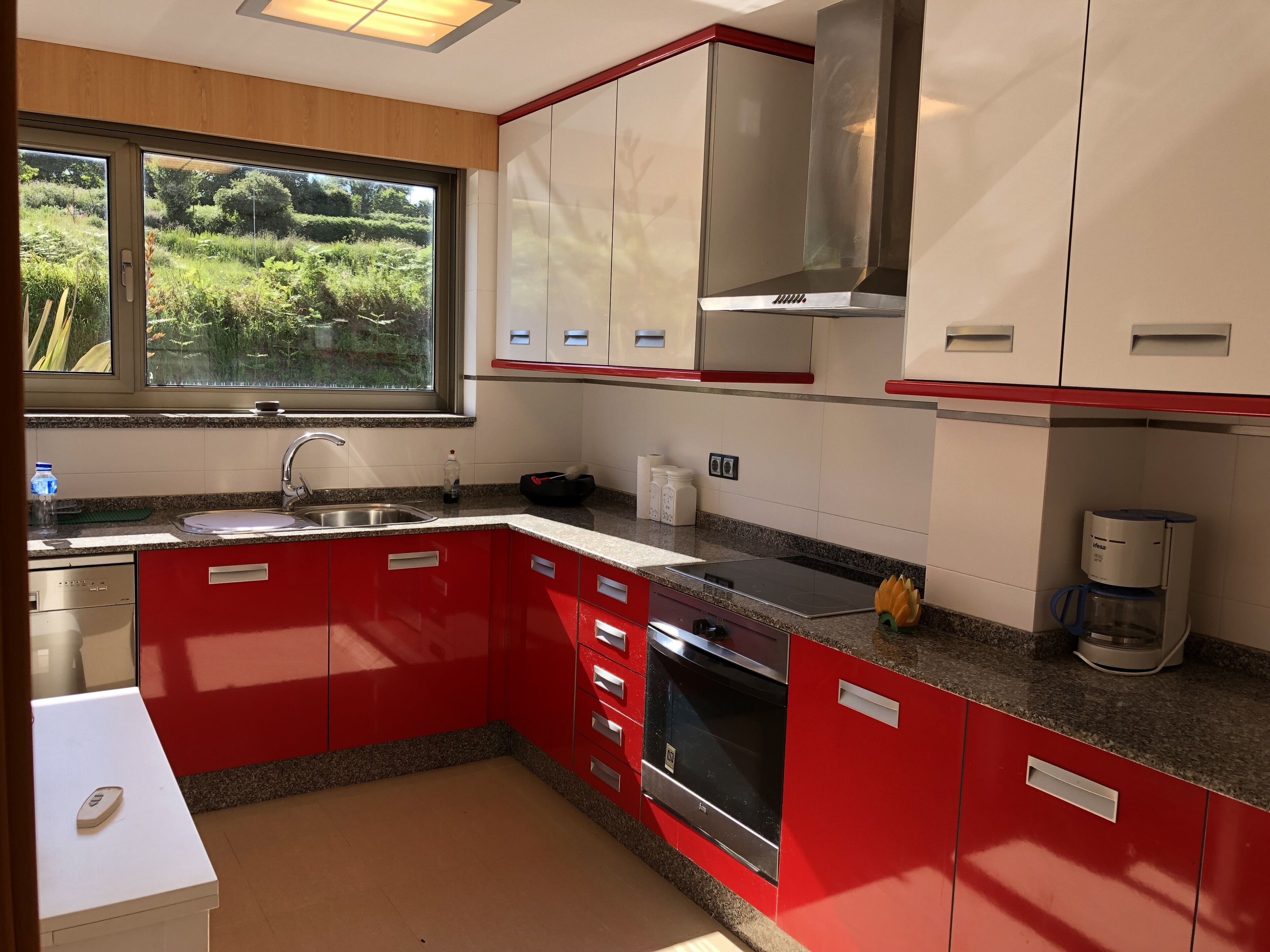 Tranquility and comfort with views in Carnoedo