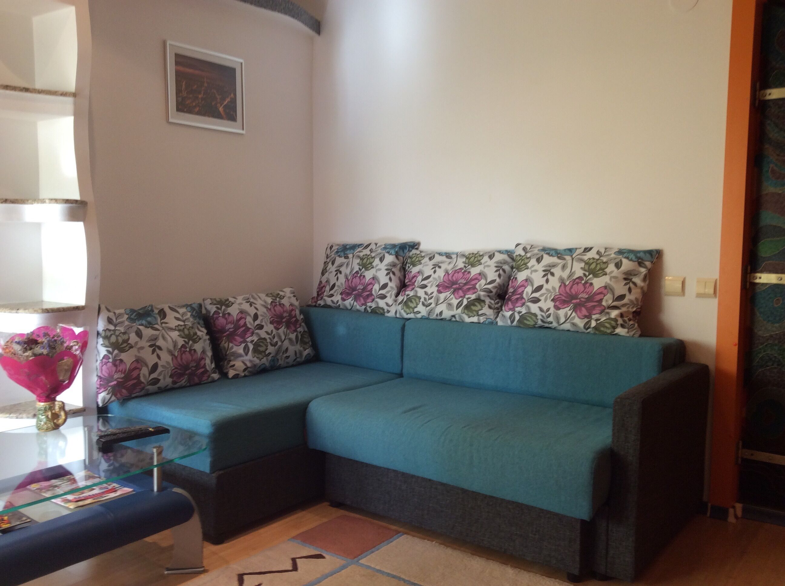 Regim hotelier Relax-central, ultracentral-Bacau, decomandat cu 2 camere.