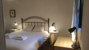1 bedroom, iron/ironing board, Internet, bed sheets - Corral del Conde 47   Apartment Plus (Sevilla)