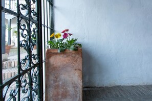 Enceinte de lâhĂ©bergement