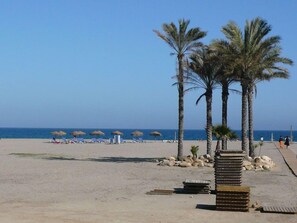 Sun-loungers - Ground Floor Apartment in Palomares with Communal Pool (Palomares Almeria)