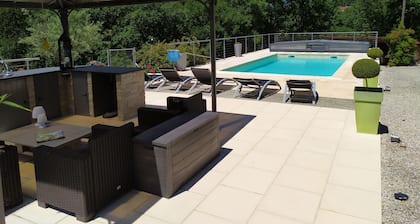 House / Villa - PONTCIRQ