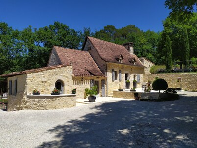 House / Villa - PONTCIRQ