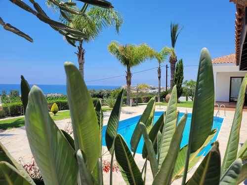 Villa With Private Pool And Sea Views called<br>Bananorama villa.