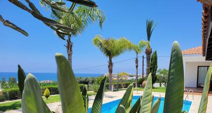 Villa With Private Pool And Sea Views called<br>Bananorama villa.