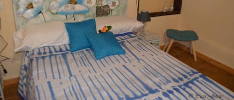 1 makuuhuone, silitysrauta/-lauta, vauvan matkasänky, ilmainen Wi-Fi