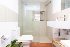 Hair dryer, towels - Corral del Conde 37   Apartment Plus (Sevilla)