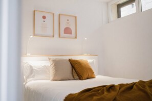 1 bedroom, in-room safe, iron/ironing board, free WiFi