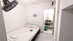 2 Schlafzimmer, Zimmersafe, Bügeleisen/Bügelbrett, kostenloses WLAN