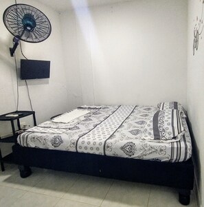 2 Schlafzimmer, Zimmersafe, Bügeleisen/Bügelbrett, kostenloses WLAN