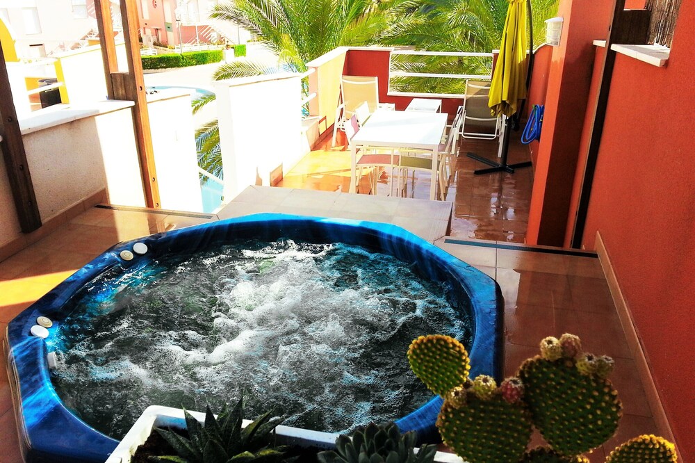 OFFER 2SEMAN OF JULY APARTMENT VERA PALMERA JACUZZI PRIVATE AND WIFI