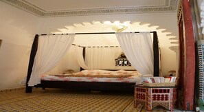 1 غرفة نوم ومكواة/لوح كي وواي فاي