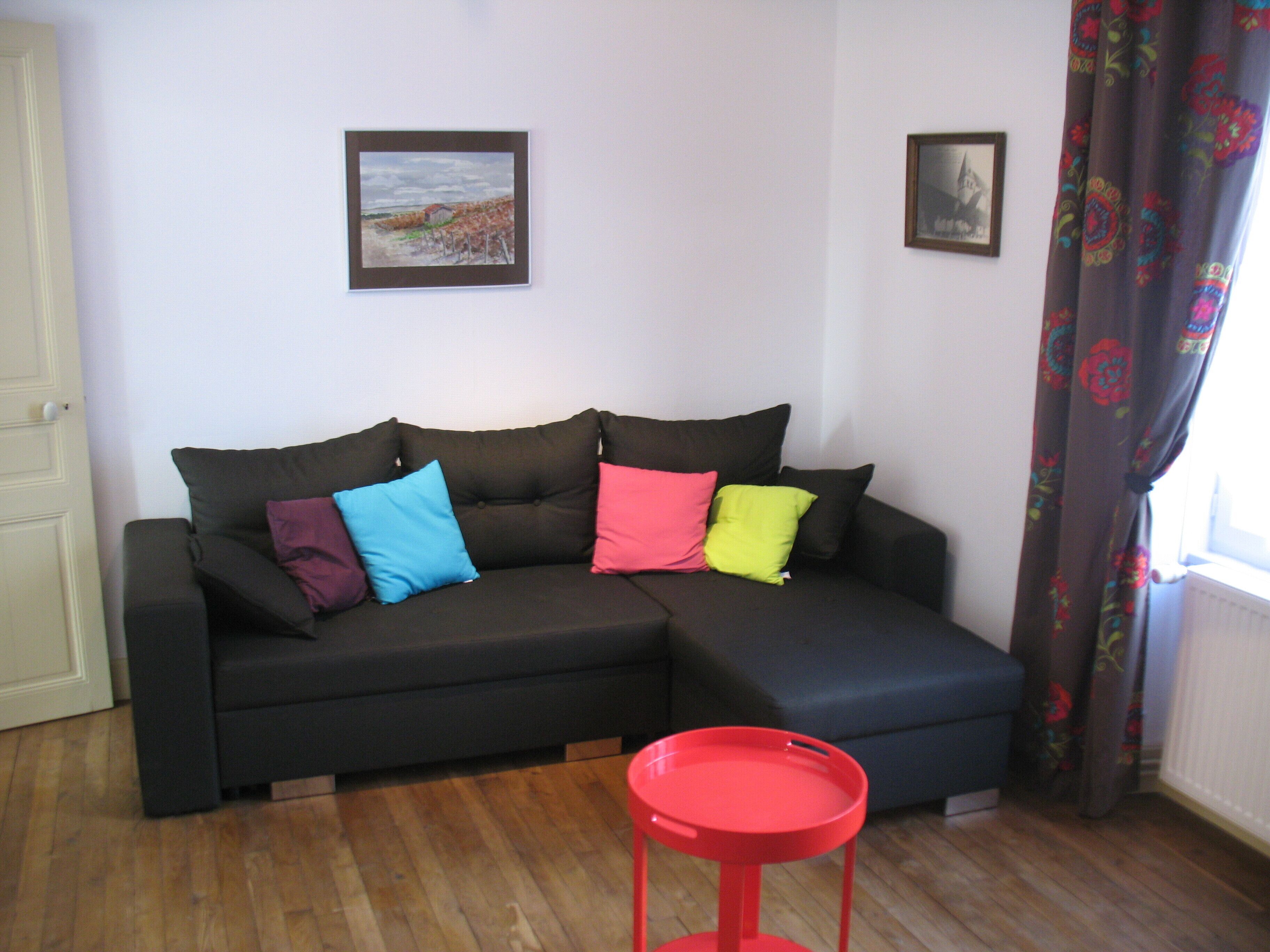 Discover the prestigious heritage of the Yonne, vineyards and monuments.