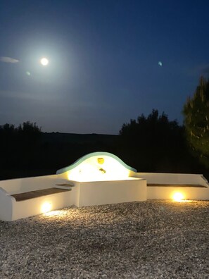 Outdoor spa tub - Monte Capitão - Charming Country House (Beja)