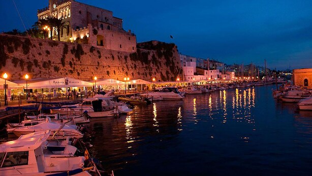 Unclassified image, 1 of 52, button - menorca seafront apartment with beautiful views (Ciutadella de Menorca)
