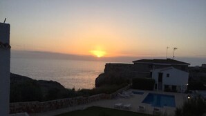 Unclassified image, 2 of 52, button - menorca seafront apartment with beautiful views (Ciutadella de Menorca)