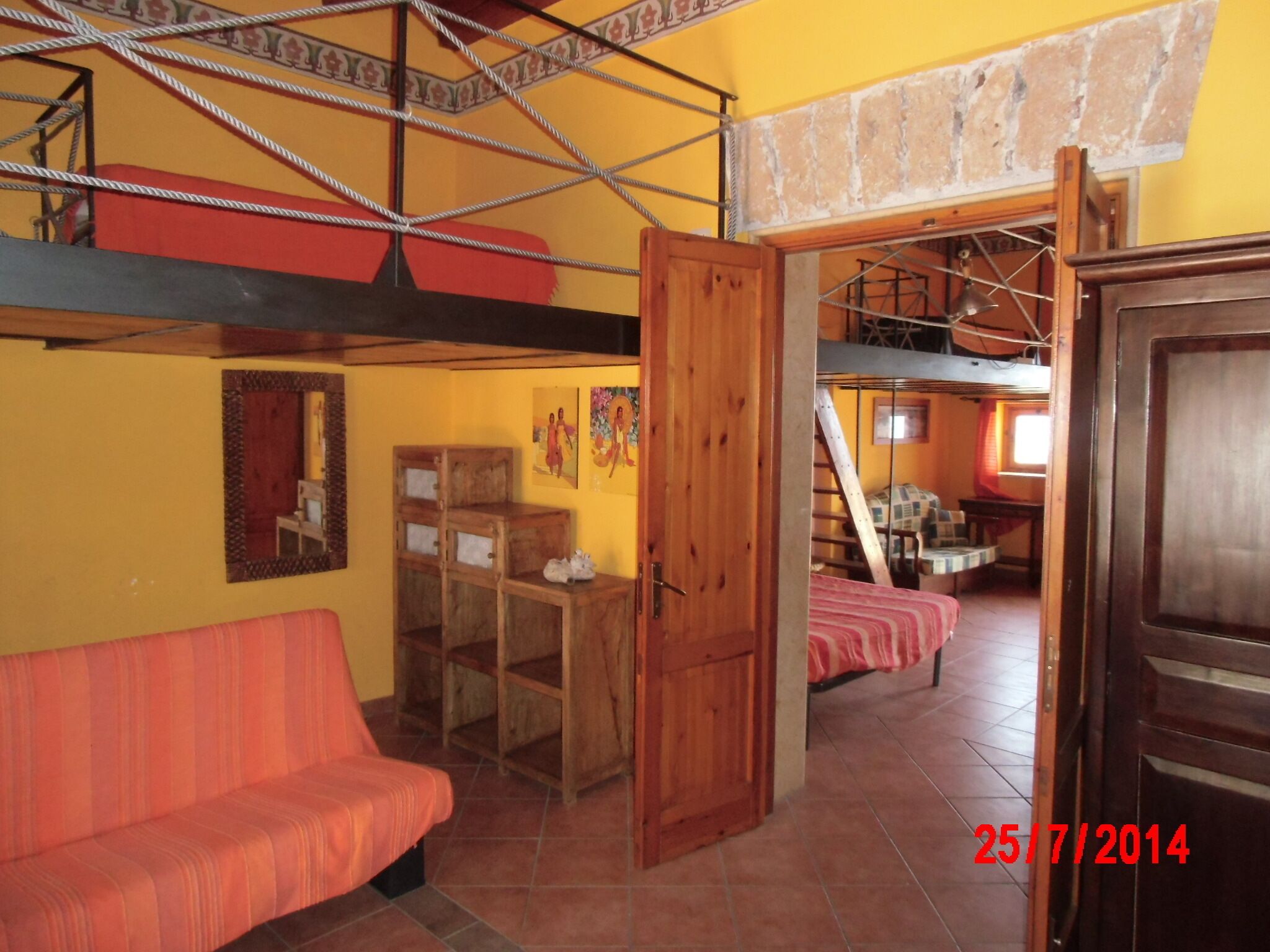 Holidays in direct contact with the marine reserve, archaeological sites, cultural centers
