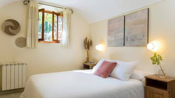 2 slaapkamers, een strijkplank/strijkijzer, wifi, beddengoed