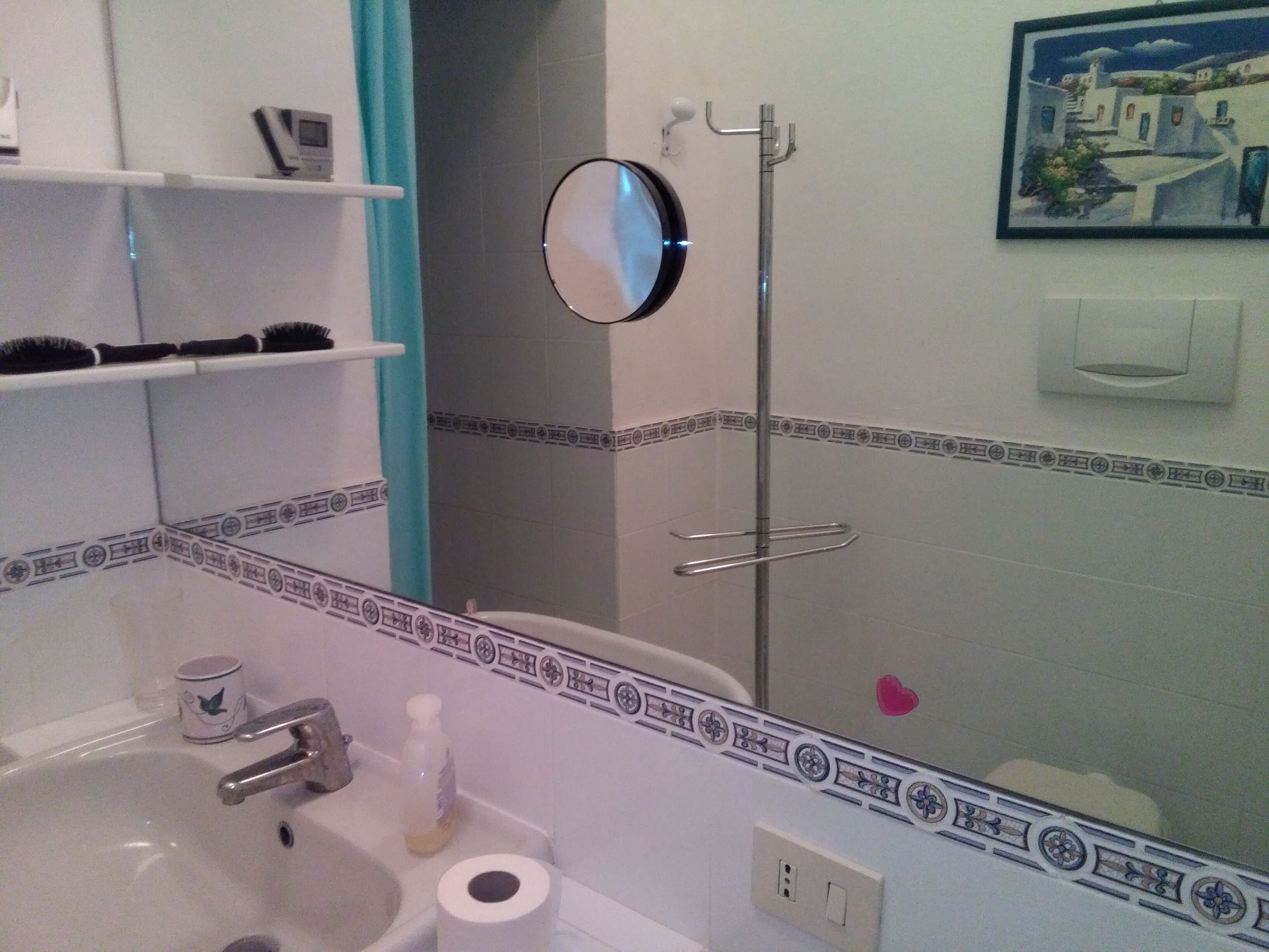 Quiet, in the center, overlooking Forte Filippo