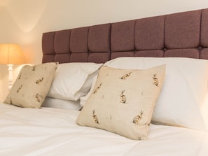 4 habitaciones, wifi y ropa de cama
