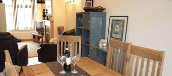 Spacious 4-Bedroom Townhouse in Prime South Belfast Location